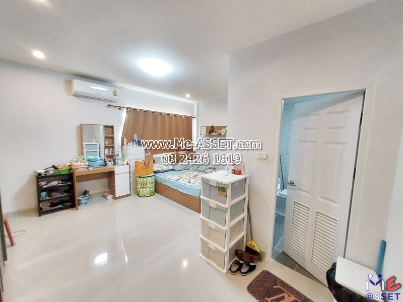 ขายทาวน์โฮม ถนนเมน ต้นโครงการ ย่าน วัดเพลินเพชร ไร่ขิง กระทุ่มล้ม เพชรเกษม พุทธมณฑลสาย 5 : ม.แกรนด์วิลเลจ 2 : 2 ชั้น 27.6 ตร.วา