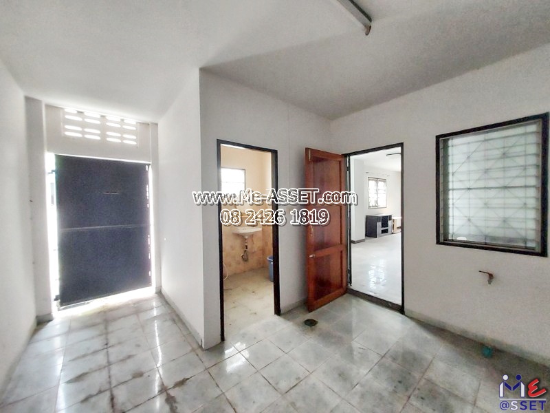 ขายทาวน์เฮ้าส์ หลังมุม ถนนเมน ย่าน วัดกู้ บ้านใหม่ บางพูด ติวานนท์ ปากเกร็ด : ม.เปี่ยมสุข : 2 ชั้น 21.8 ตร.วา