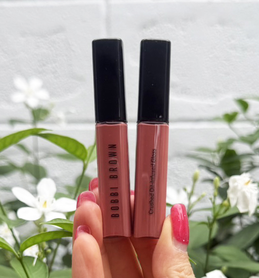 ลิปกลอสไม่มีกล่อง Bobbi Brown Crushed Oil Infused Gloss 4ml. (1แท่ง)