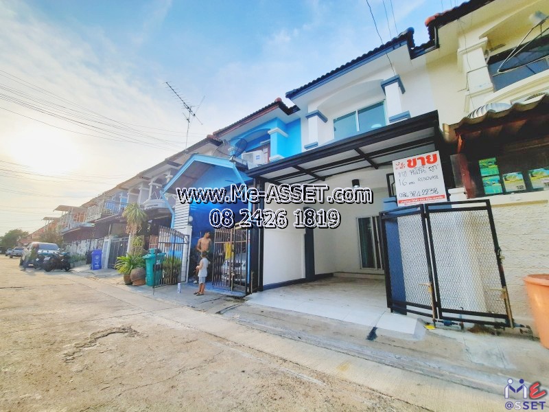 ขายทาวน์เฮ้าส์รีโนเวทใหม่ ใกล้ตลาดมนวดี รถไฟฟ้าสายสีม่วงสถานีคลองบางไผ่ ย่าน บ้านกล้วยไทรน้อย พิมลราช บางบัวทอง แถมเฟอร์นิเจอร์ตกแต่งมูลค่า 50,000 บาท : มบ.นริศา : 2 ชั้น 16 ตร.วา