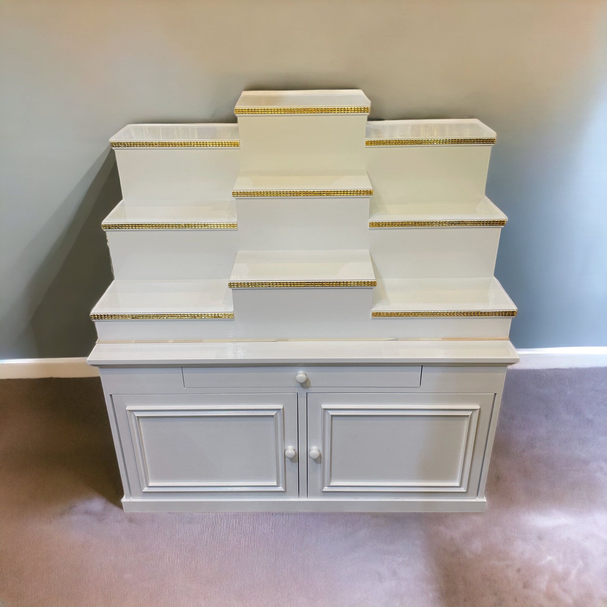 ตู้พระแบบสูง 9x8 ขั้นบันได 9 ขั้น พิกุลขาว