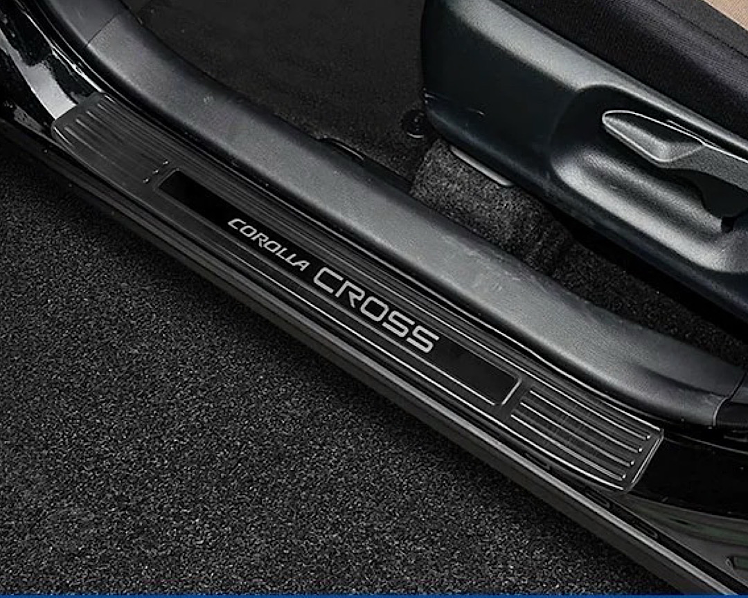 คิ้วบันได กันรอยบันได Scuff Plate โตโยต้า โคโรล่าครอส Toyota Corolla Cross