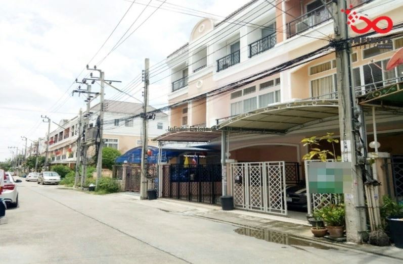 ขายทาวน์โฮม ม.เฟรชวิลล่า ถ.นวมินทร์ 163 แขวงนวลจันทร์ เขตบึงกุ่ม กรุงเทพฯ / พื้นที่ 3 ชั้น 20.2 ตารางวา