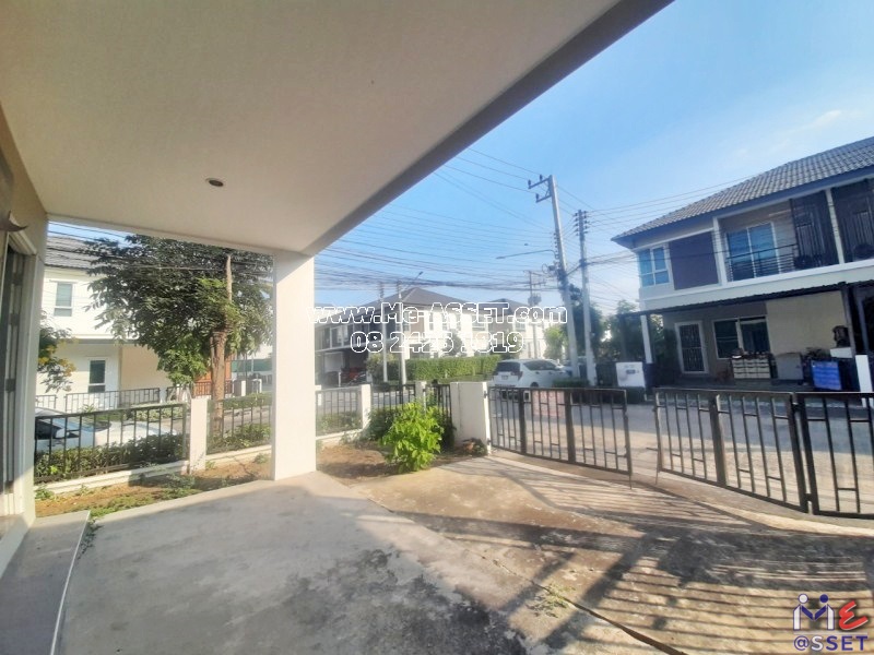 ขายทาวน์โฮม หลังมุม ถนนเมน ย่าน ซ่อมสร้าง หลักหก สรงประภา เมืองเอก อำเภอเมืองปทุม : พฤกษาดีไลท์ เดอลอฟท์ เมืองเอก-ม.รังสิต : 2 ชั้น 28.4 ตารางวา