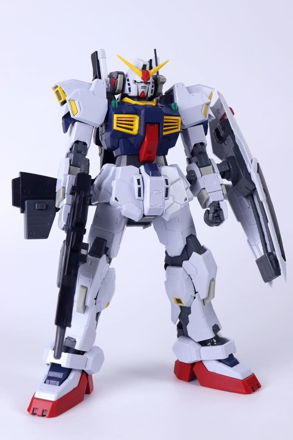 8817 MG 1/100 RX-178 Gundam MKII Ver2.0 + G-Defenser [Daban]