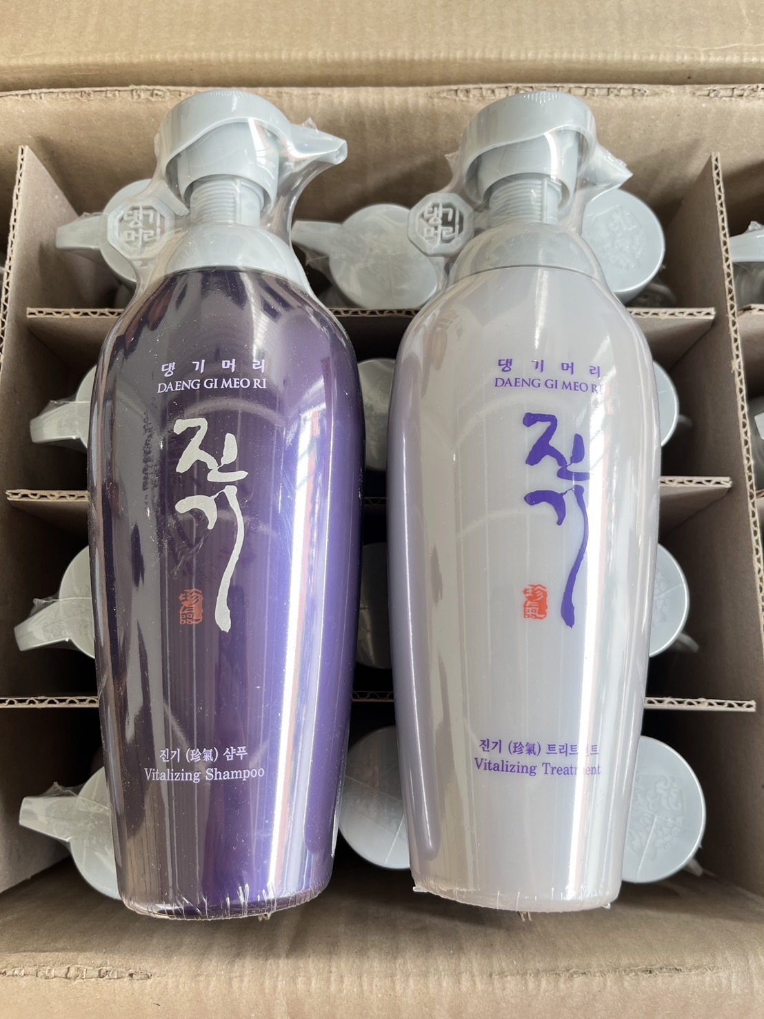 แพ็คคู่ แชมพู+ครีมนวด Daeng Gi Meo Ri Vitalizing Shampoo/Treatment 500ml. ของแท้