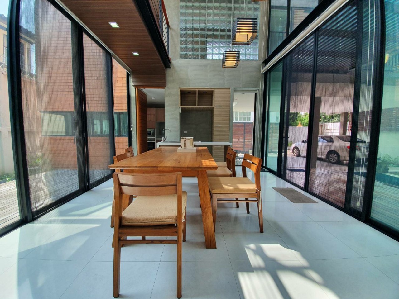 ขายบ้านเดี่ยว 3 ชั้น สไตล์ Tropical Loft ซ.พหลโยธิน 8 (ซ.สายลม) 4 นอน 5 น้ำ สามเสนใน พญาไท
