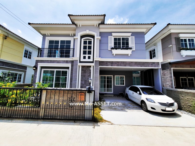 ขายบ้านแฝด ม.โกลเด้นนึโอ ลาดพร้าว-เกษตรนวมินทร์ ถ.นวมินทร์ 42 แยก 27 แขวงคลองกุ่ม เขตบึงกุ่ม กรุงเทพ / พื้นที่ 2 ชั้น 37.1 ตารางวา