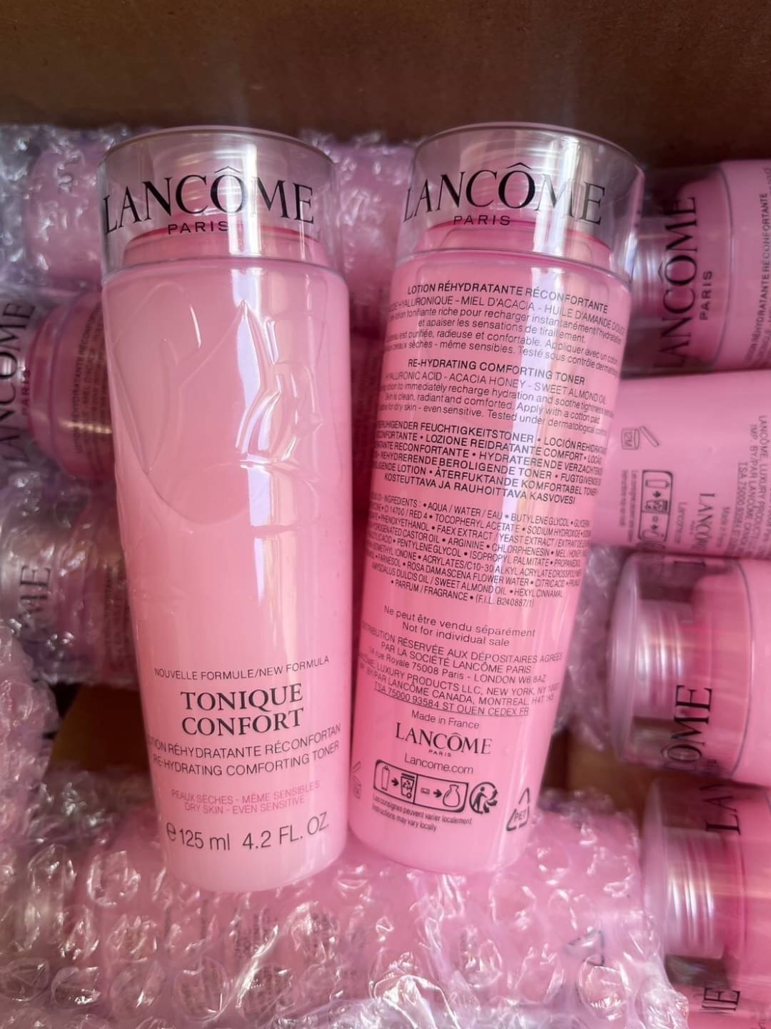 Lancome Tonique Confort Re-Hydrating Comforting Toner โลชั่นปรับสภาพผิว สำหรับผิวแห้ง (1ขวด)