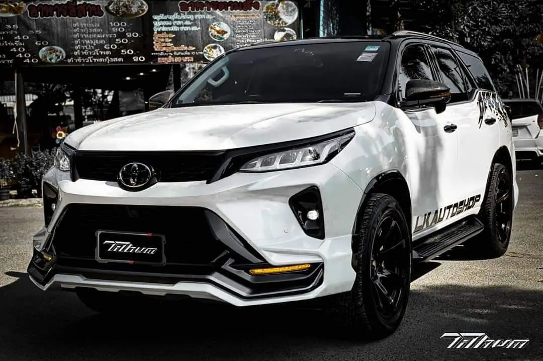 ชุดแต่ง TITHUM [TOYOTA LEGENDER]