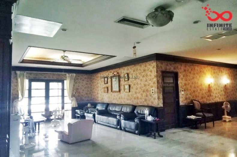 ขายบ้านเดี่ยว ม.เลคไซด์วิลล่า 2 ถ.บางนา-ตราด กม.7 ต.บางแก้ว อ.บางพลี สมุทรปราการ / พื้นที่ 2 ชั้น 371 ตารางวา