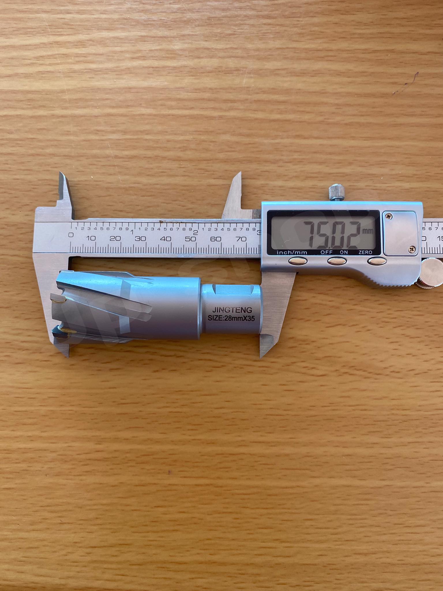 ดอกสว่านเจ็ทบอส แบบโฮลซอว์คาร์ไบสำหรับเจาะเหล็กหนา ด้วยสว่านแม่เหล็กไฟฟ้า ขนาด28*35มม. #2835