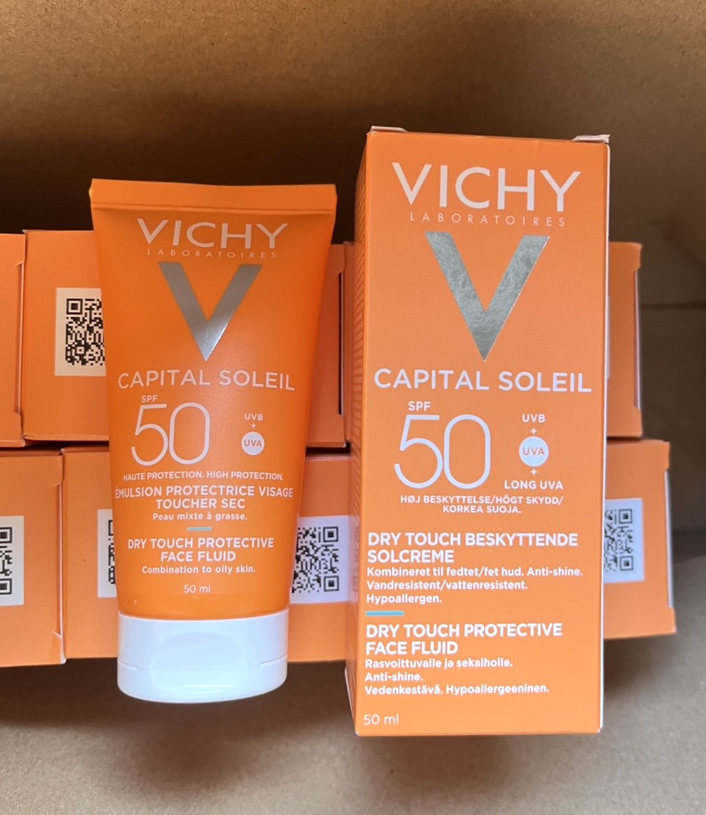 ครีมกันแดดทาหน้าสำหรับผิวมันถึงผิวผสม Vichy Ideal Capital Soleil Dry Touch SPF50 PA++++ 50ml.