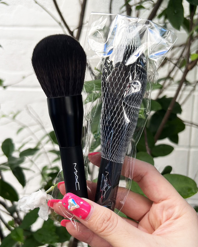 แปรงแต่งหน้า MAC Face Brush 12 cm. ด้ามสีดำ