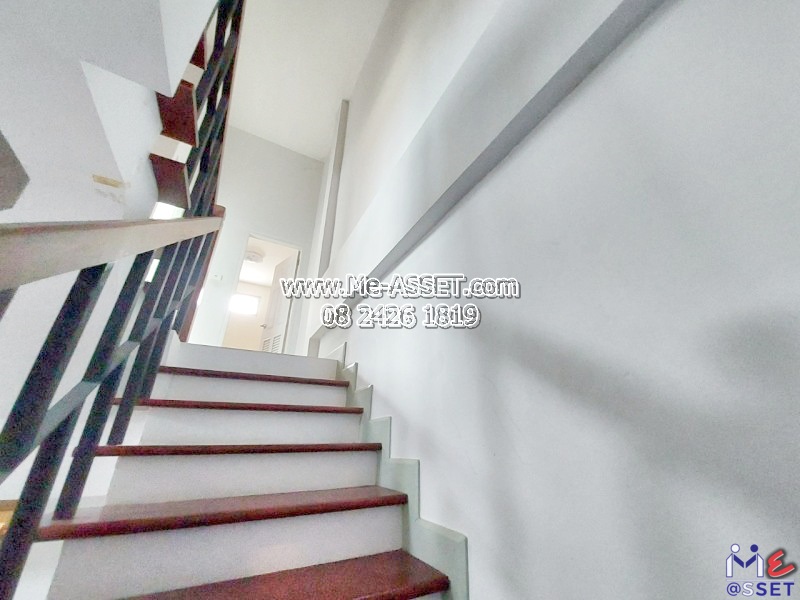 ขายทาวน์โฮม ถนนเมน ต้นโครงการ ย่าน วัดเพลินเพชร ไร่ขิง กระทุ่มล้ม เพชรเกษม พุทธมณฑลสาย 5 : ม.แกรนด์วิลเลจ 2 : 2 ชั้น 27.6 ตร.วา