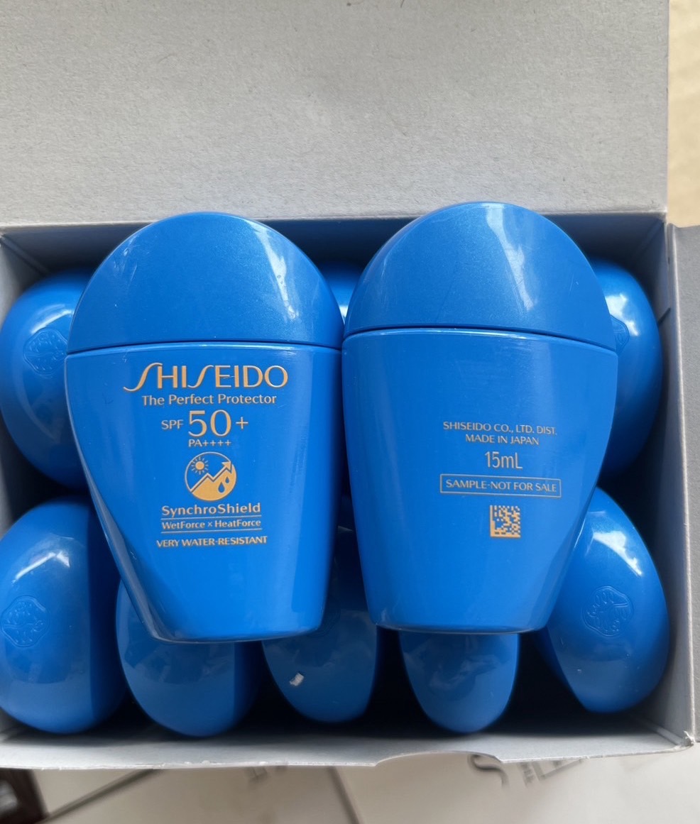 (1ขวด) Shiseido The Perfect Protector SPF50+ PA++++ สูตร SynchroShield WetForce x HeatForce ขนาดทดลอง 15ml (No Box)