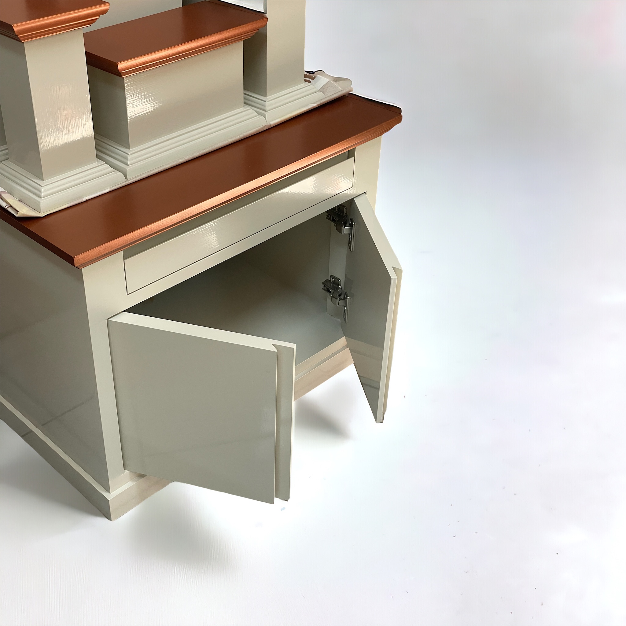 ตู้พระพร้อมแท่นโมเดิร์น หมู่ 7 หน้า 6 สีครีมท็อปพิงค์โกลด์