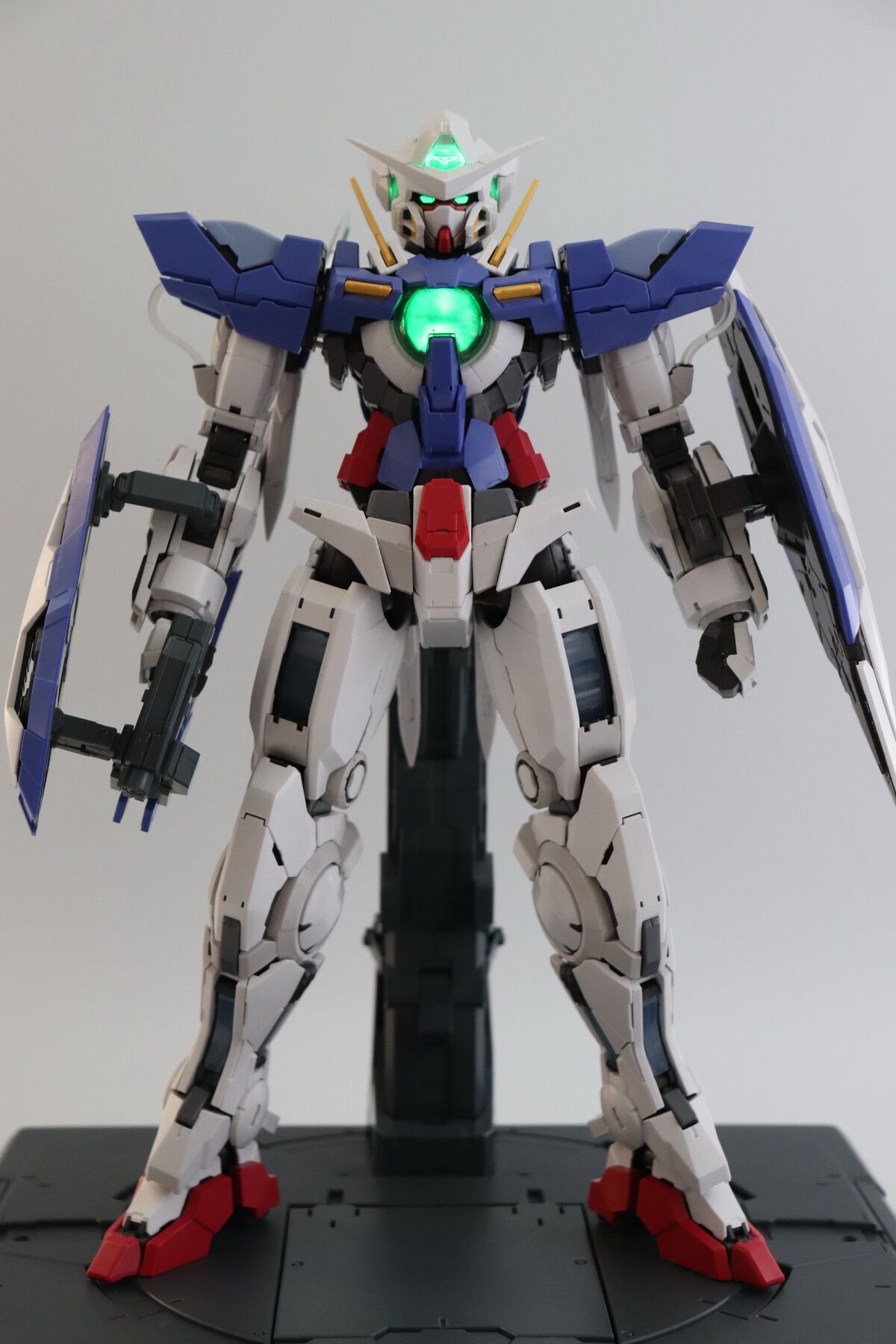 Daban PG 1/60 Gundam Exia + Avalanche + Repair Part (3 in 1 with LED)