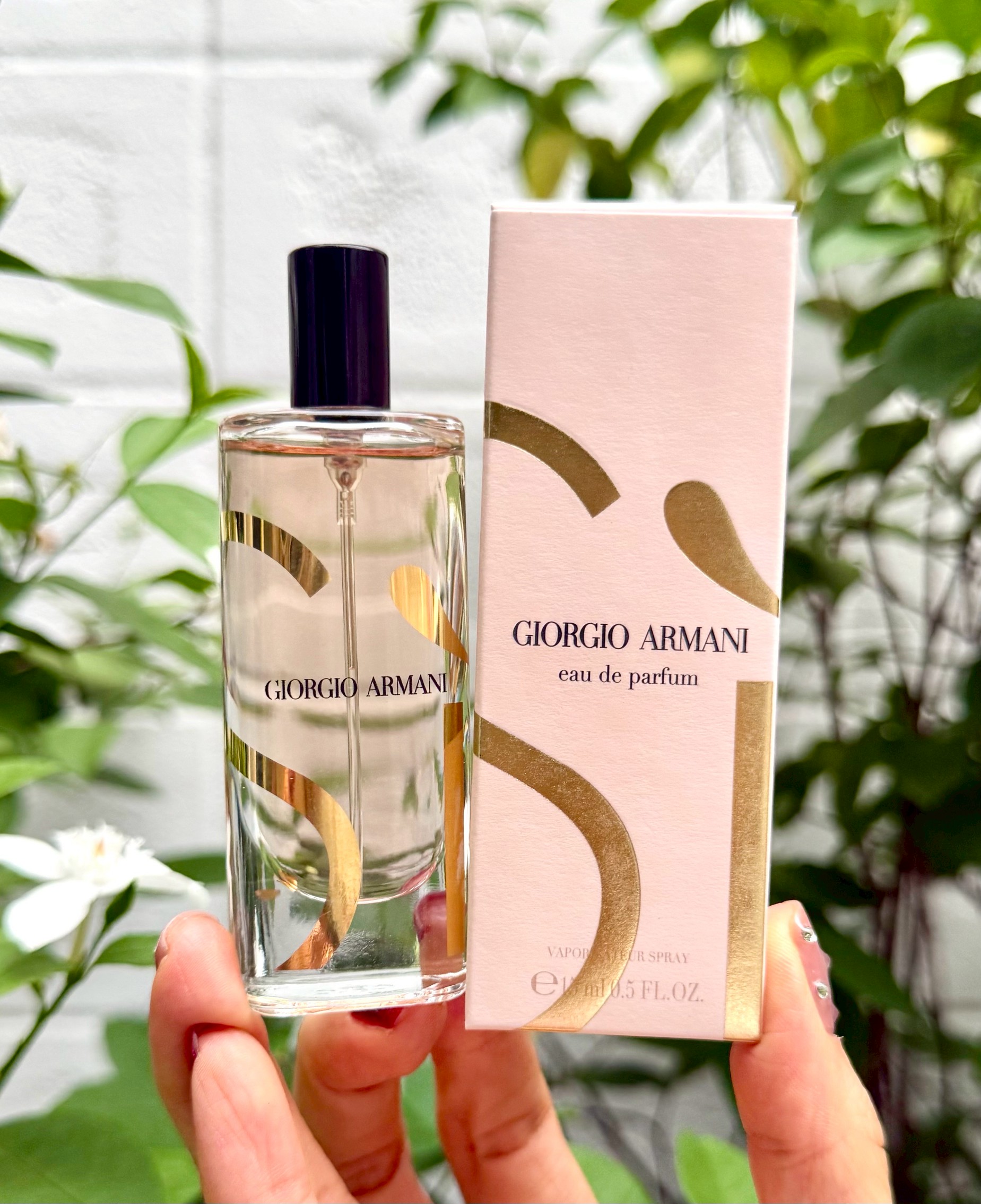Giorgio Armani Si Eau De Parfum 15ml. น้ำหอมของแท้ ขนาดพกพา