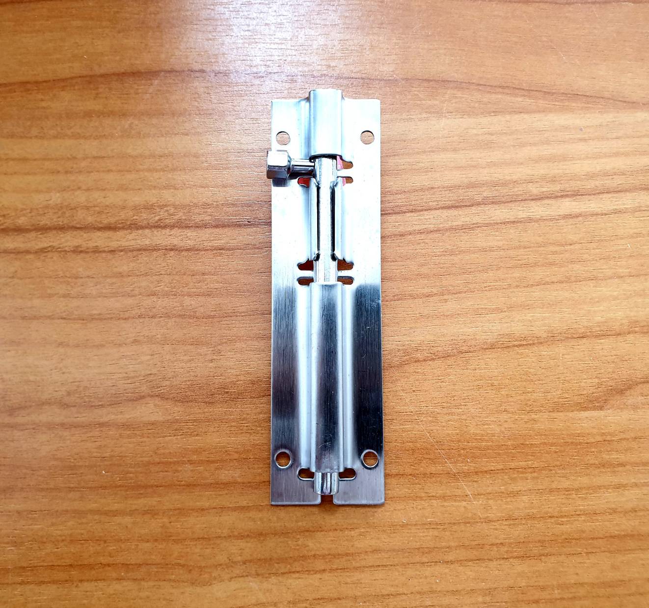 กลอนประตู กลอนสแตนเลส กลอนหน้าต่าง ขนาด4นิ้ว สแตนเลสอย่างดี ไม่เป็นสนิม #89124