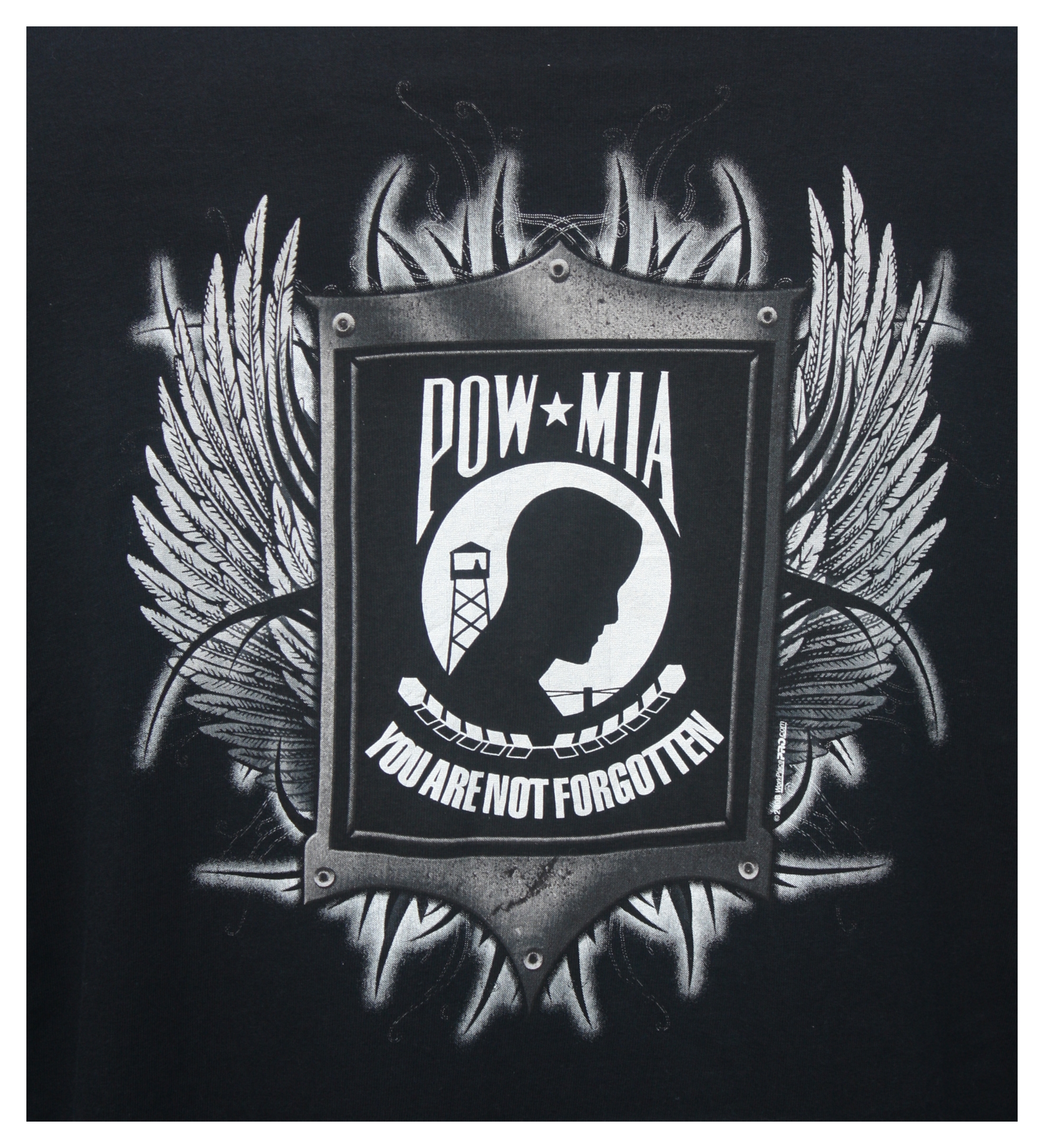 เสื้อยืด POW*MIA