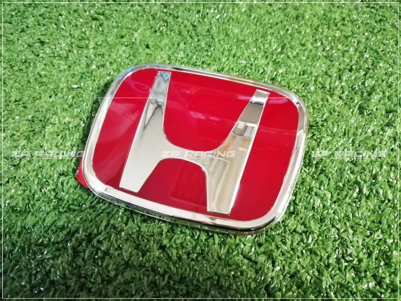 โลโก้ H แดงหลัง CRV