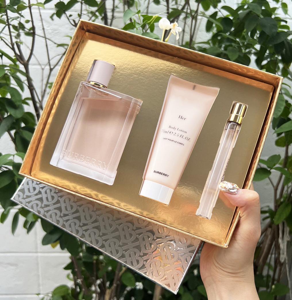 BURBERRY Her Collection Set เซตน้ำหอม ของแท้