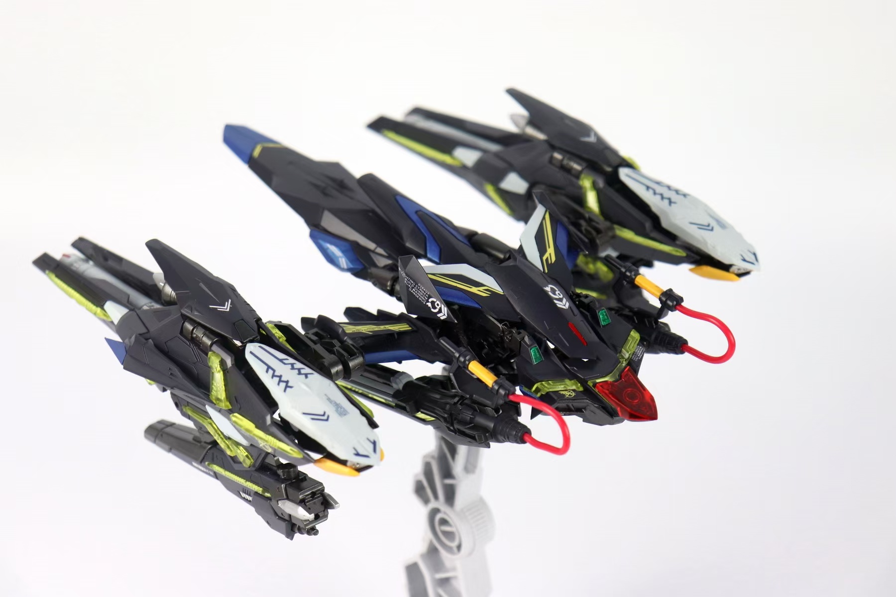 Daban 1/100 Lightning Striker [8830]