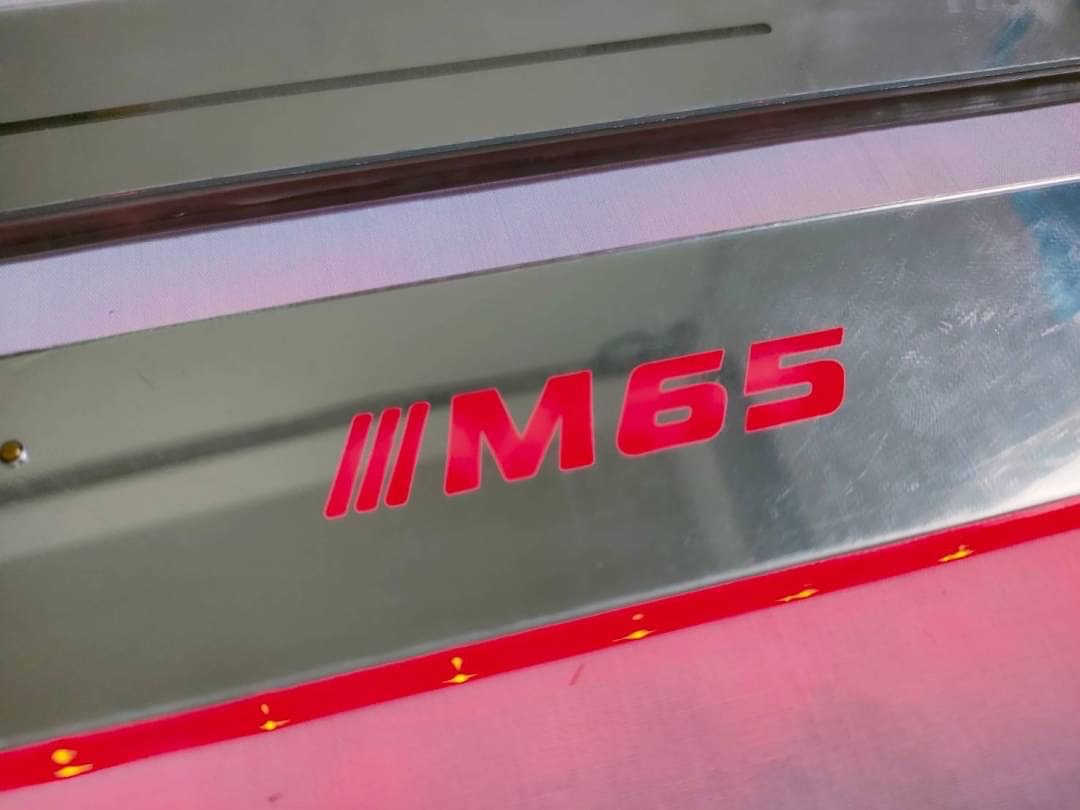 คิ้วบันได สคัฟเพลท MG5 มีไฟ LED 7 สี