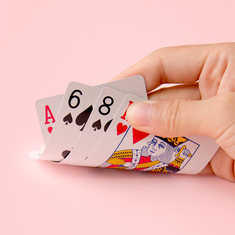 ไพ่บริดจ์ กระดาษ (รุ่นมาตรฐาน) Contract Bridge Playing Cards [Deli]