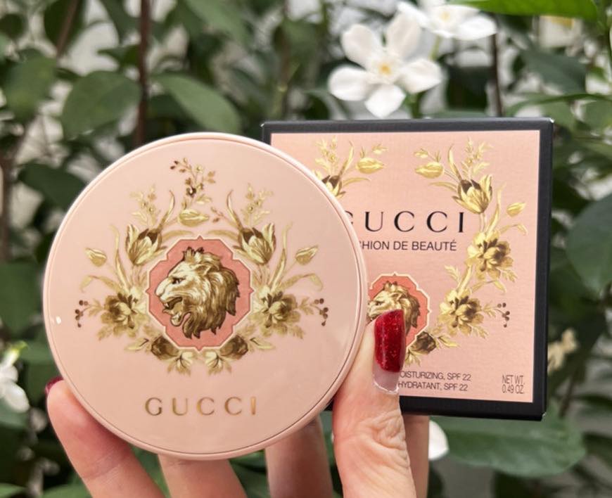 รองพื้น Gucci Cushion de Beauté 14g.