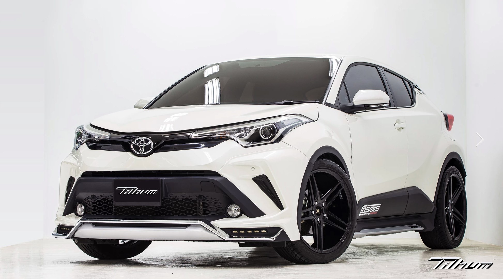 ชุดแต่ง C-HR Tithum