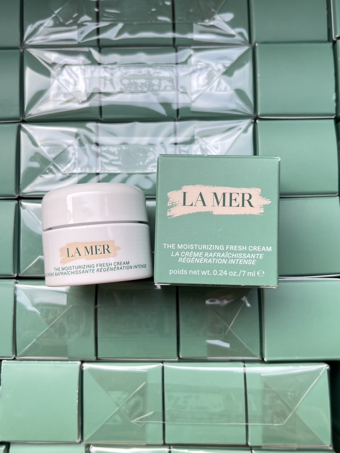 La Mer The Moisturizing Fresh Cream 7ml. มอยส์เจอไรเซอร์ปรับสูตรใหม่ เหมาะสำหรับผิวมัน ขนาดทดลอง