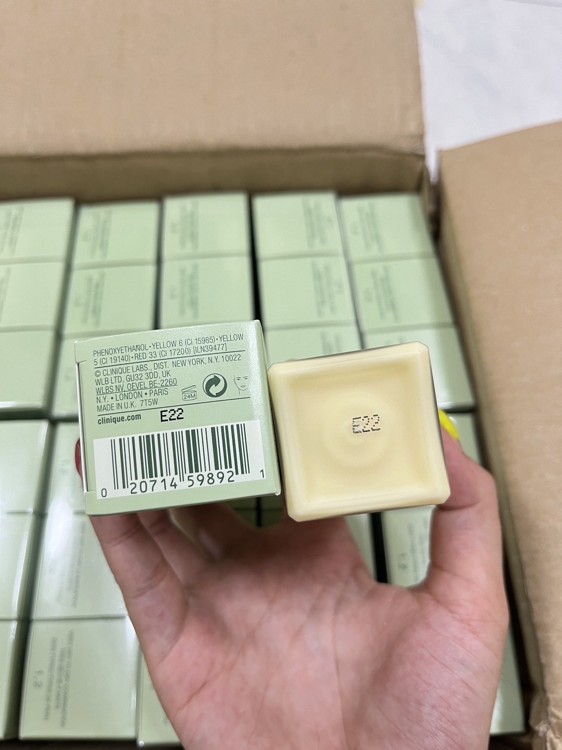 Clinique Dramatically Different Moisturizing Lotion+ 50ml. คลินิกข์ มอยส์เจอร์ไรเซอร์สูตรโลชั่น สำหรับผิวหน้าแห้งถึงผิวผสม