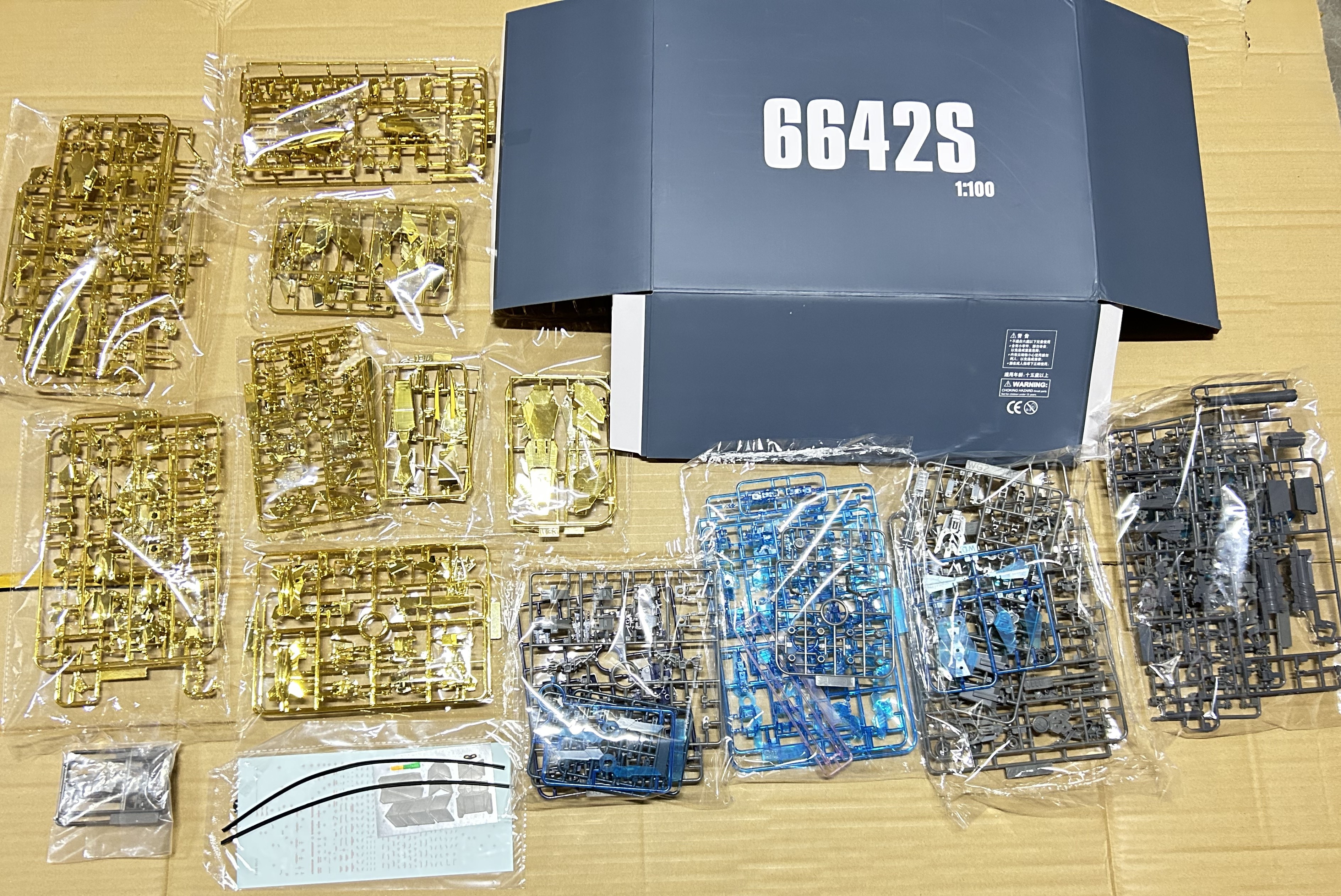 พรีออเดอร์ MG 1/100 Phenex Narrative 6642S [DABAN]