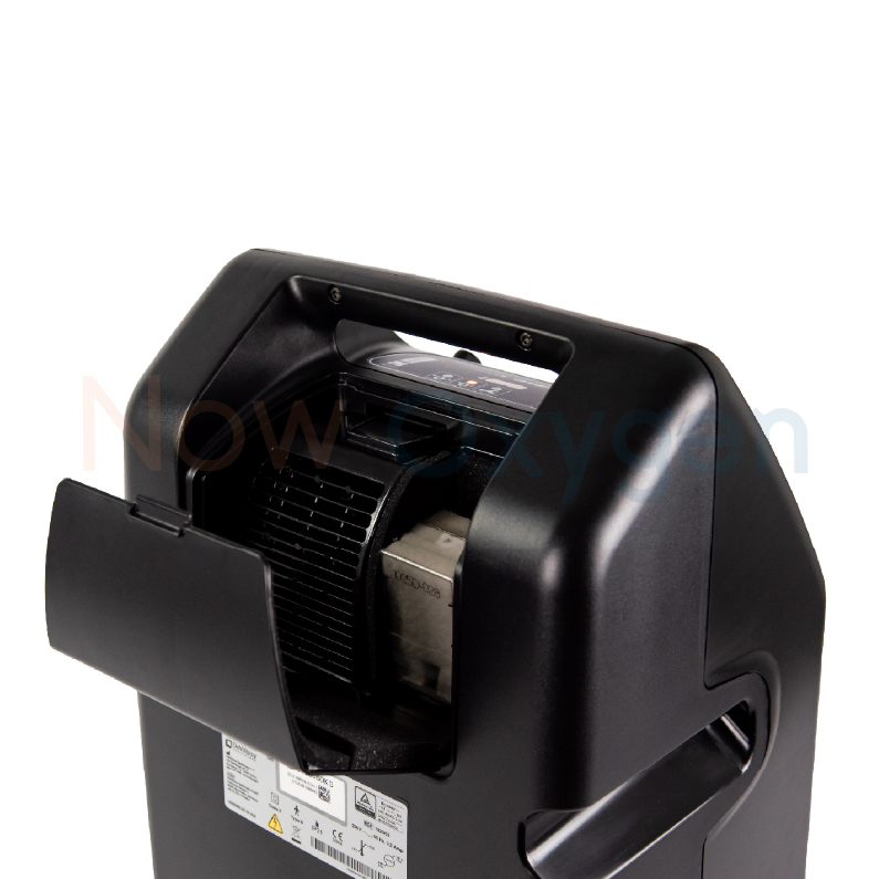 ตู้พักฟื้นสัตว์ขนาด 60*60 ซม. จับคู่กับเครื่องผลิตออกซิเจนขนาด 10 ลิตรแรงดันสูง 20 psi Devilbiss 1025KS