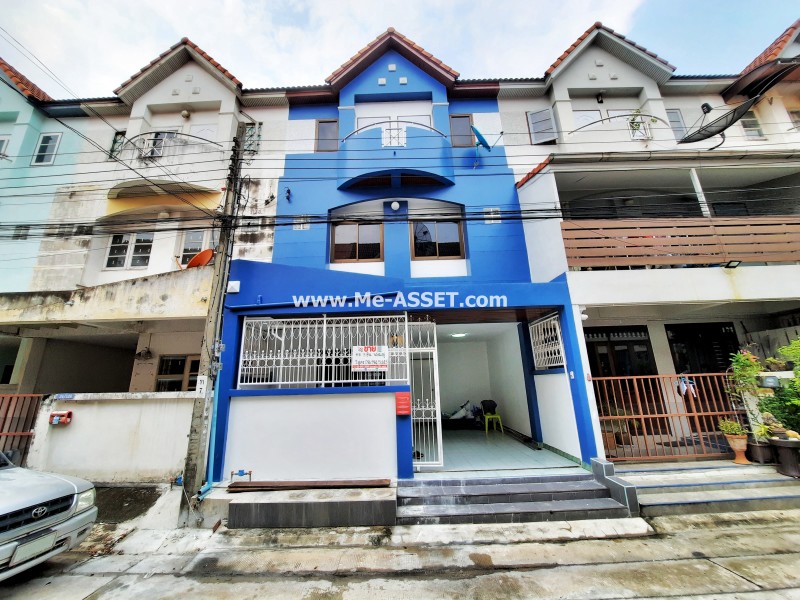 ขายทาวน์โฮม รีโนเวทใหม่ ย่าน เพชรเกษม หนองแขม หลักสอง บางแค พุทธมณฑล : ม.สุชา ถ.เพชรเกษม 112 แขวงหนองค้างพลู เขตหนองแขม กรุงเทพ / 3 ชั้น 22.3 ตารางวา