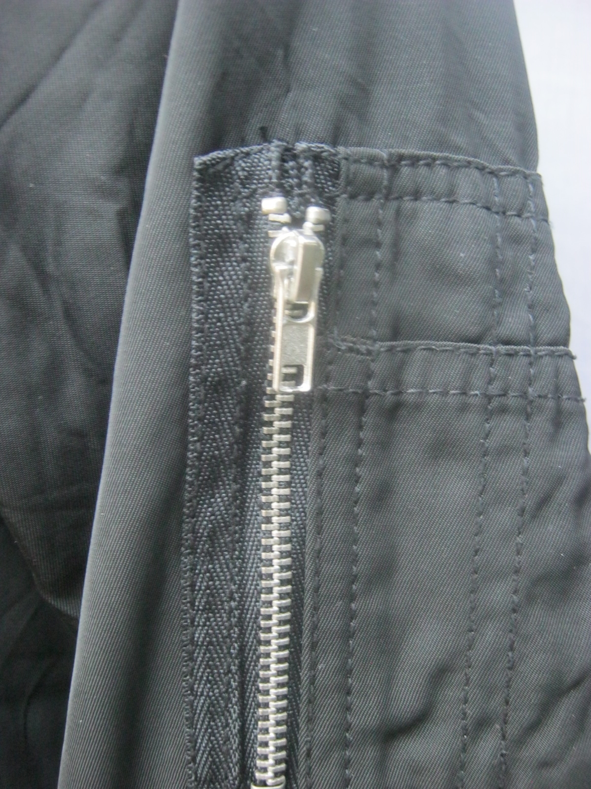 เสื้อแฟชั่นนักบิน สีดำ