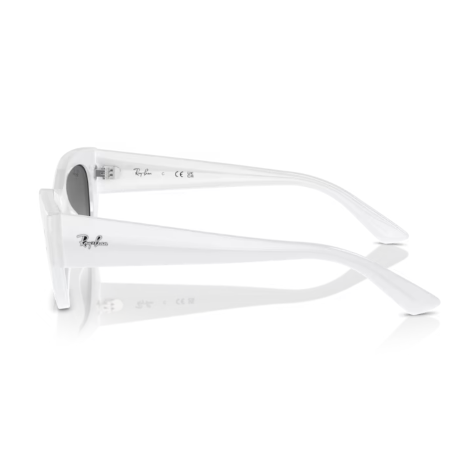 แว่นกันแดด RAY BAN ZENA RB4430 675911 - White snow