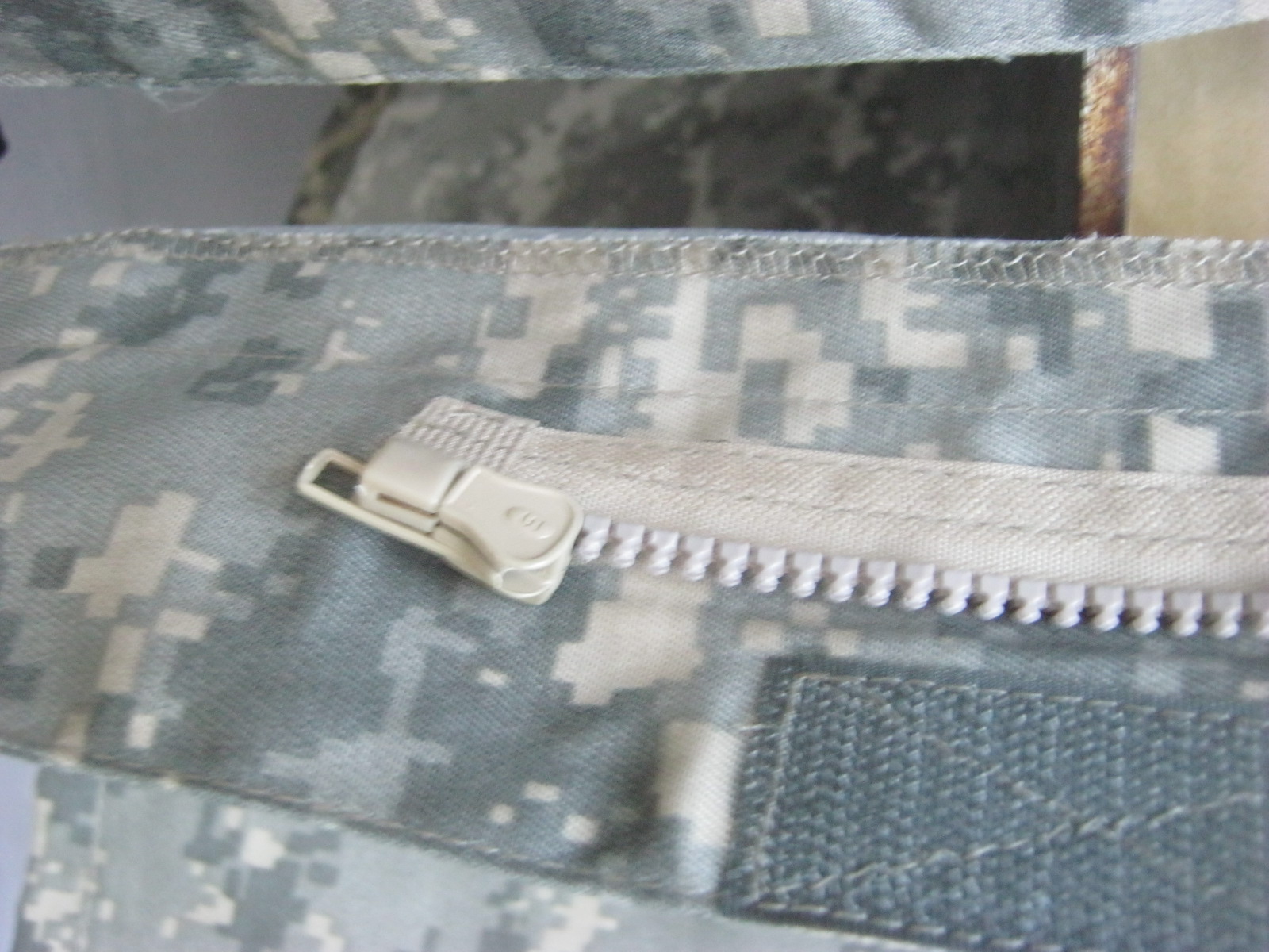 เสื้อทหาร ลาย ACU เอกชน