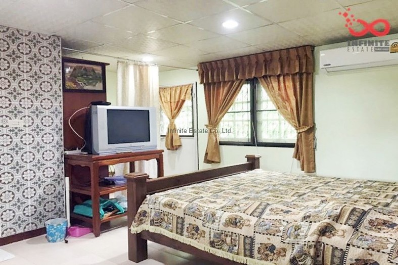 ขายทาวน์เฮ้าส์ หลังมุม ม.วีรวัฒน์ ถ.เพชรเกษม 94 แขวงบางแคเหนือ เขตบางแค กรุงเทพ ใกล้รถไฟฟ้า / พื้นที่ 2 ฃั้น 28 ตารางวก