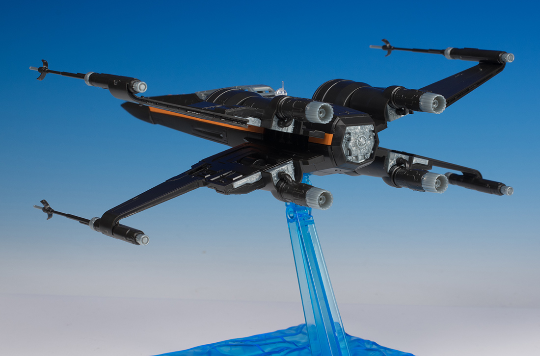 1/72 Poe's Boosted X-Wing Fighter BANDAI - Star Wars