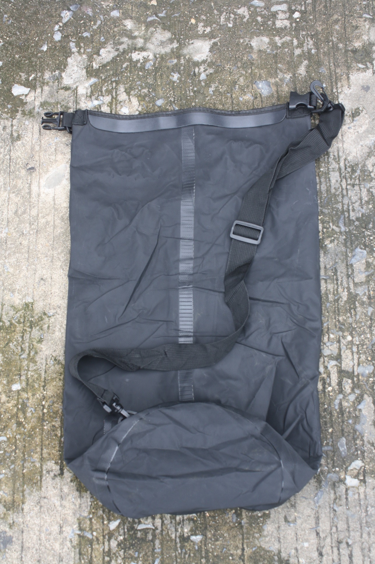 กระเป๋ากันน้ำ