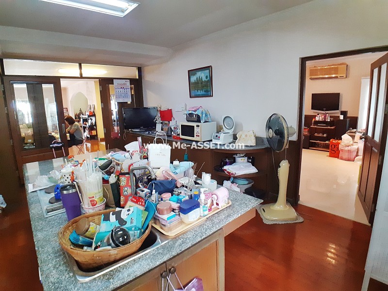 ขายบ้านเดี่ยว ม.ศรีนครพัฒนา ถ.นวมินทร์ 24 แขวงคลองกุ่ม เขตบึงกุ่ม กรุงเทพ / พื้นที่ 3 ชั้น 99 ตารางวา