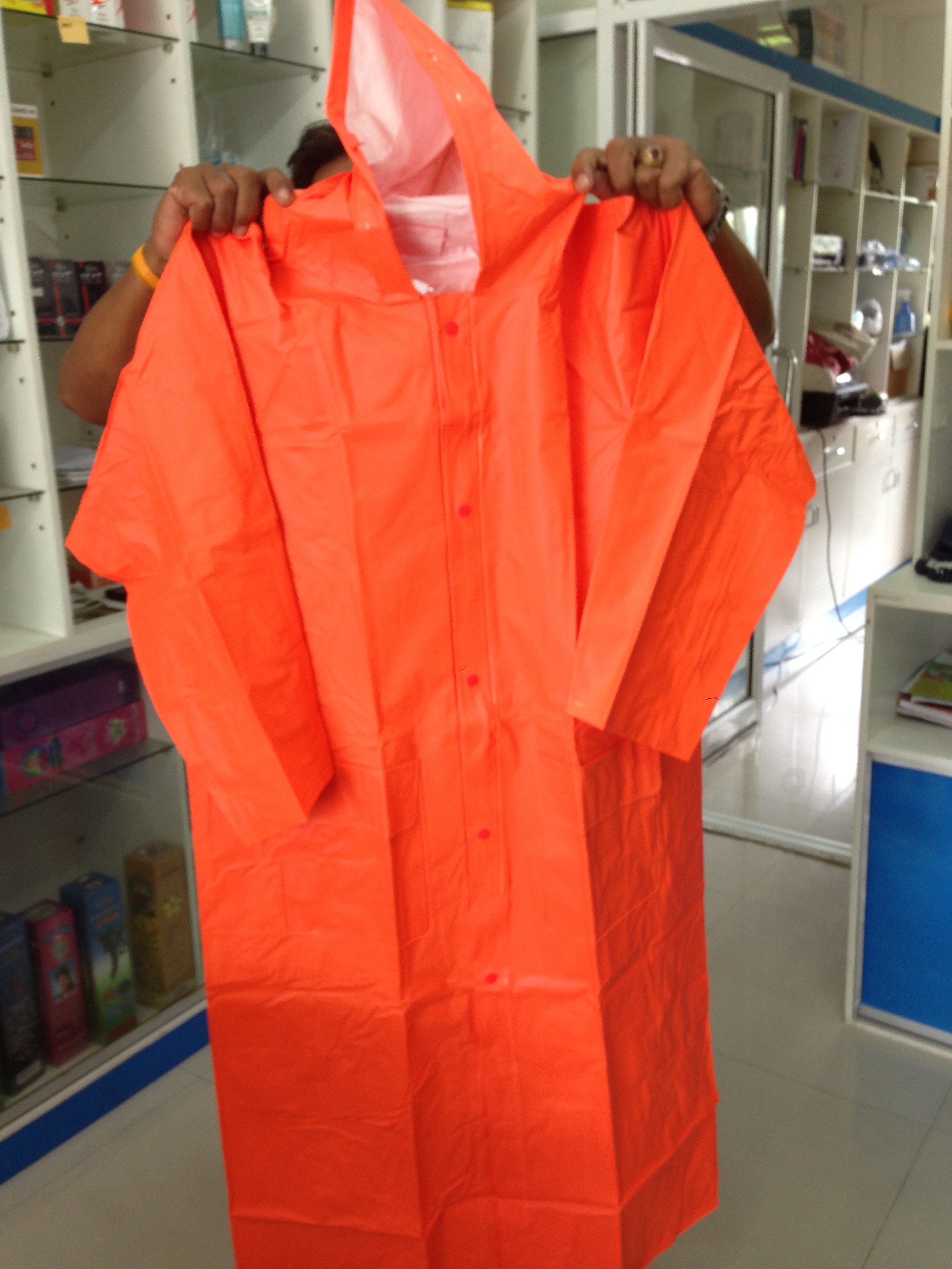 เสื้อกันฝนสะท้อนแสง