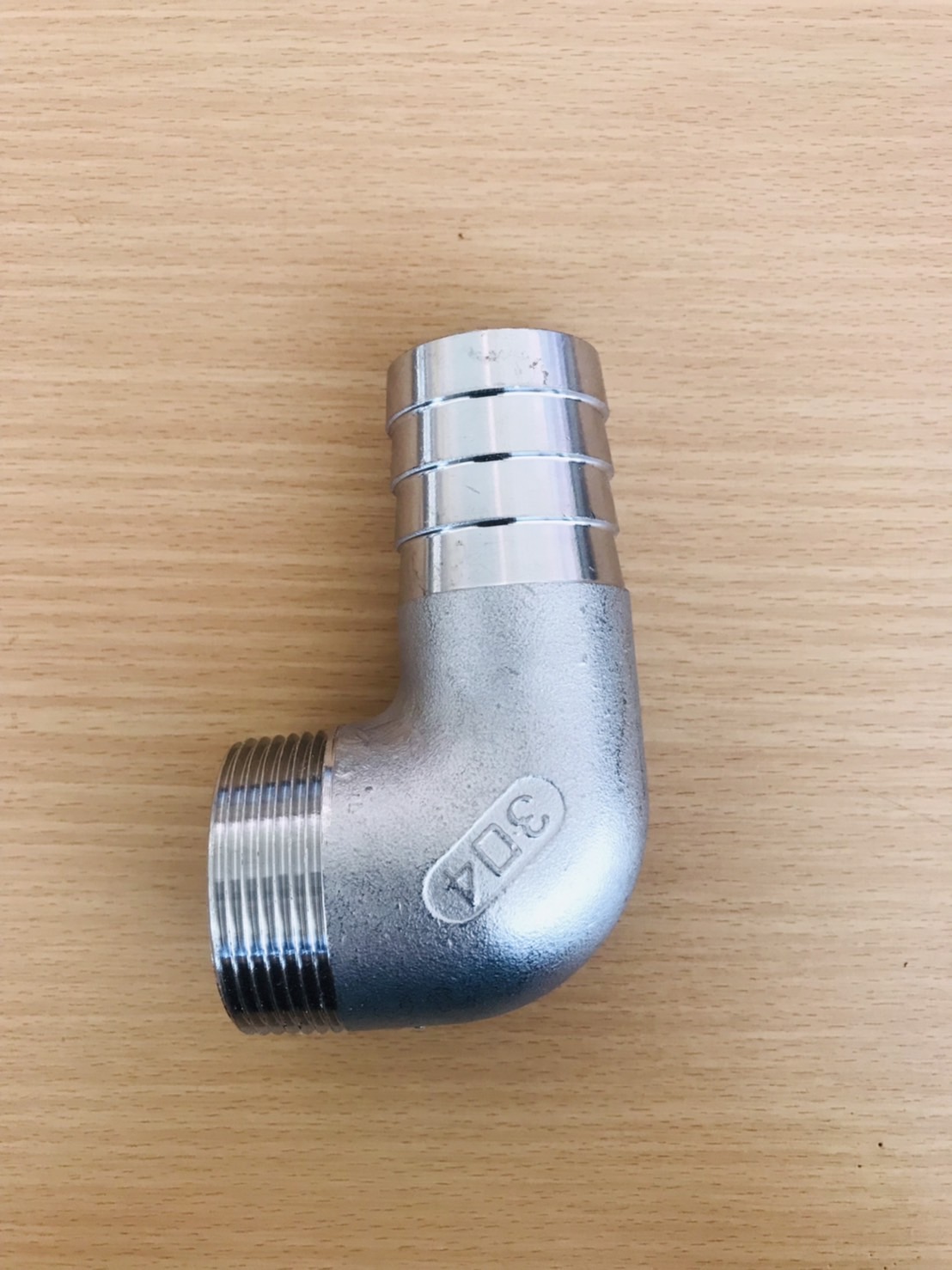 ข้องอเกลียวนอก ขนาด 1 1/2 นิ้ว หางไหล 38 mm. (1 1/2” Male Thread Elbow with 38 mm Hose Barb) #28055