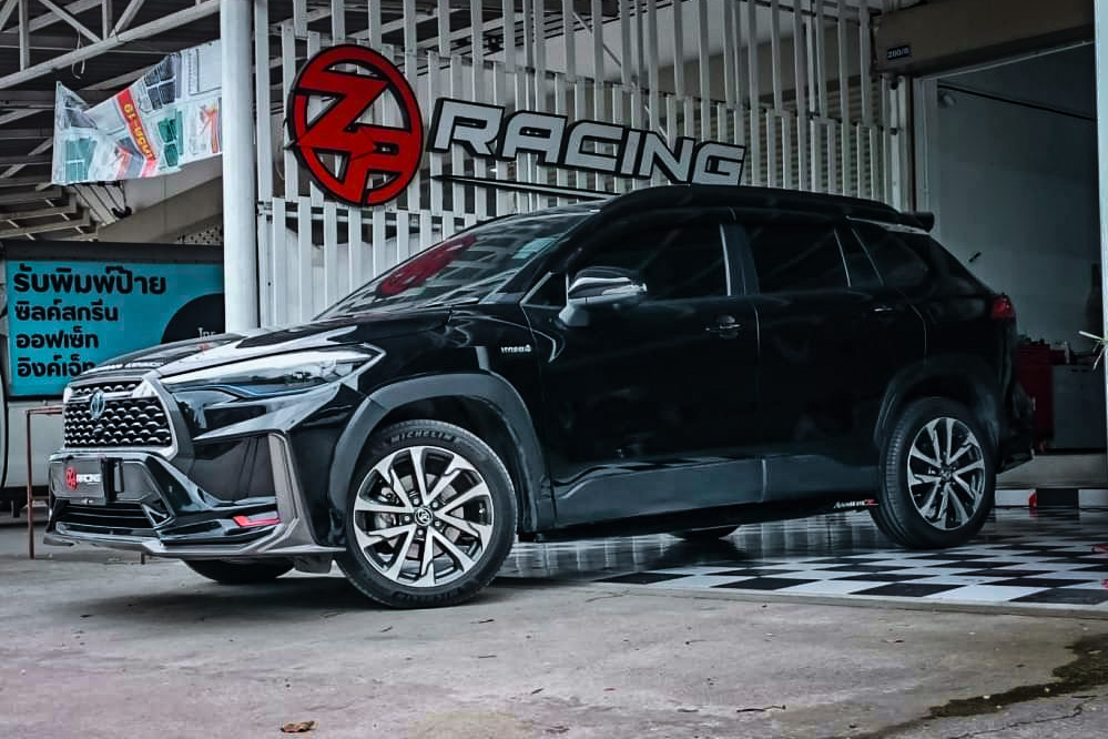 ชุดแต่ง Toyota Corolla Cross LUMGA