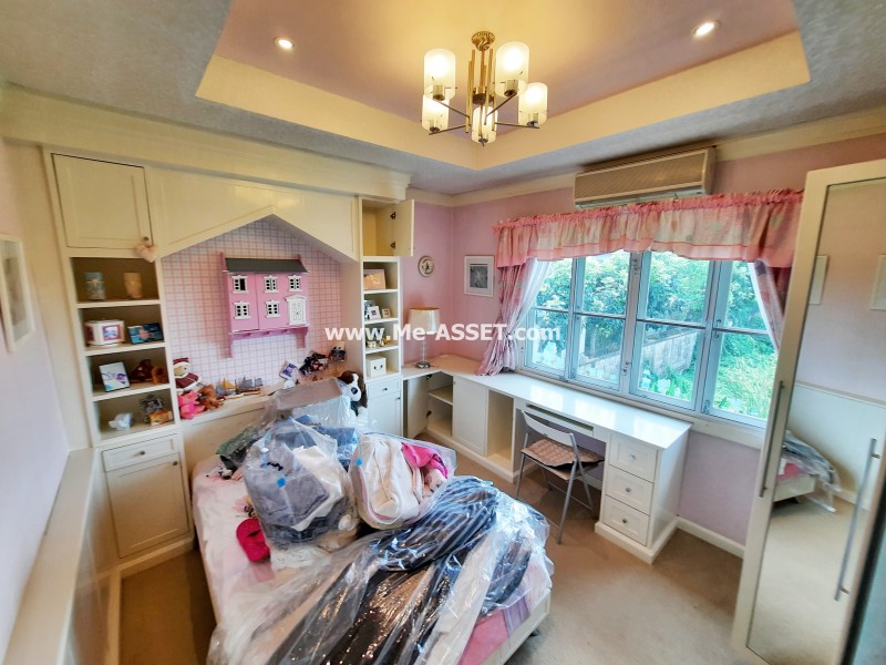 ขายบ้านเดี่ยว ม.นันทวัน วงแหวน-รัตนาธิเบศร์ ถ.ตลิ่งชัน-สุพรรณบุรี ต.เสาธงหิน อ.บางใหญ่ นนทบุรี ต้นโครงการ ติดสวนสาธารณะ หน้าบ้านไม่ชนใคร / พื้นที่ 2 ชั้น 146.7 ตารางวา