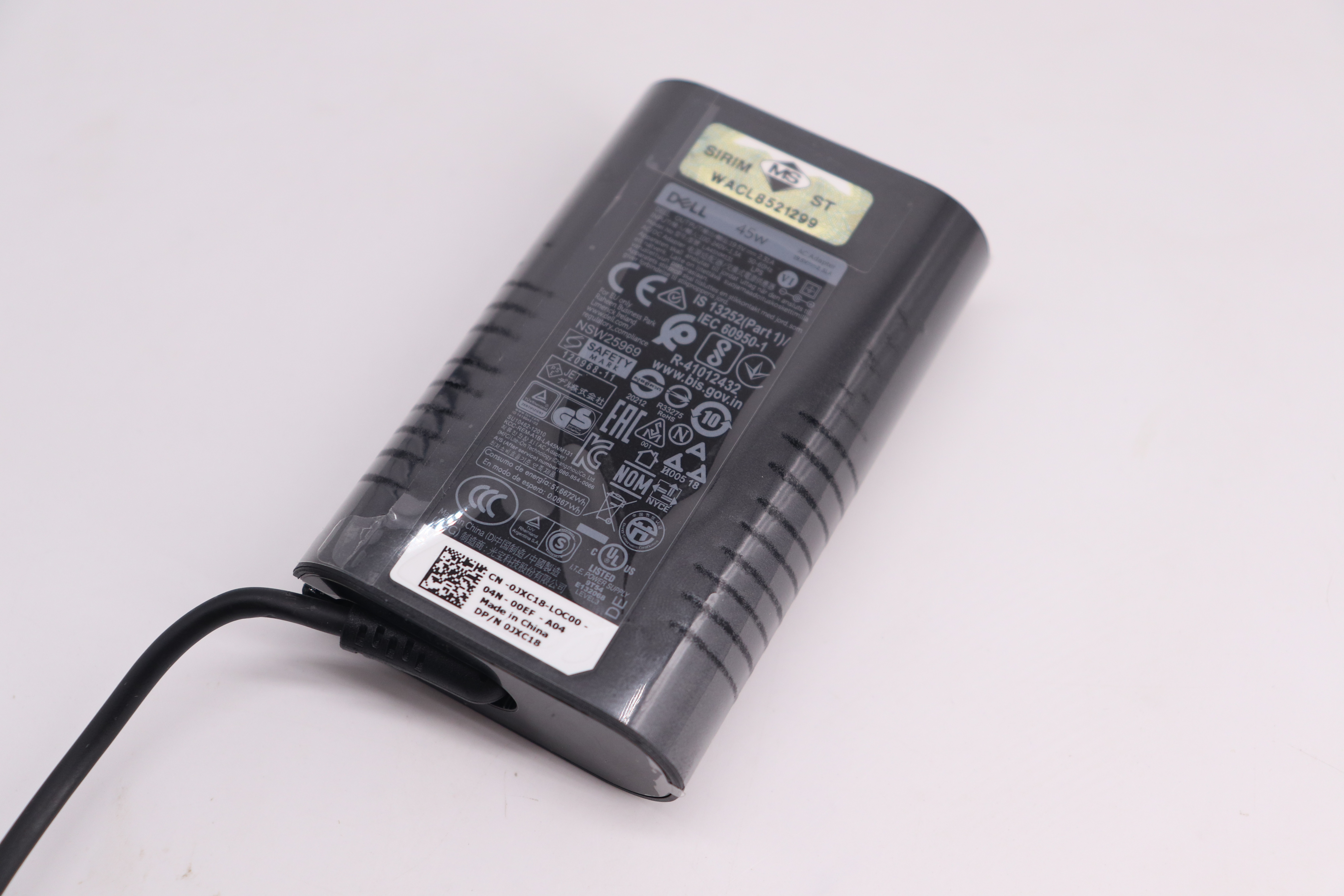 Adapter Dell Latitude 13 3379 19.5V 2.31A, 45W สายชาร์จ โน๊ตบุ๊ค Dell Latitiude 3379 แท้ ประกันศูนย์ Dell Thailand ราคาไม่แพง