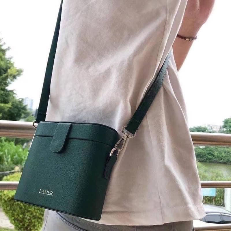 La Mer Premium Bag สีเขียวมีสายสะพาย
